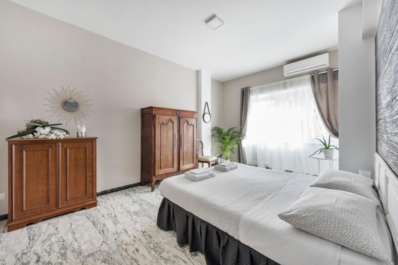 Appartamento Regina Luxury Flat Roma Esterno foto
