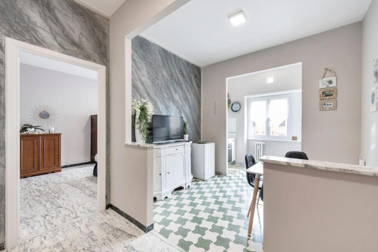 Appartamento Regina Luxury Flat Roma Esterno foto