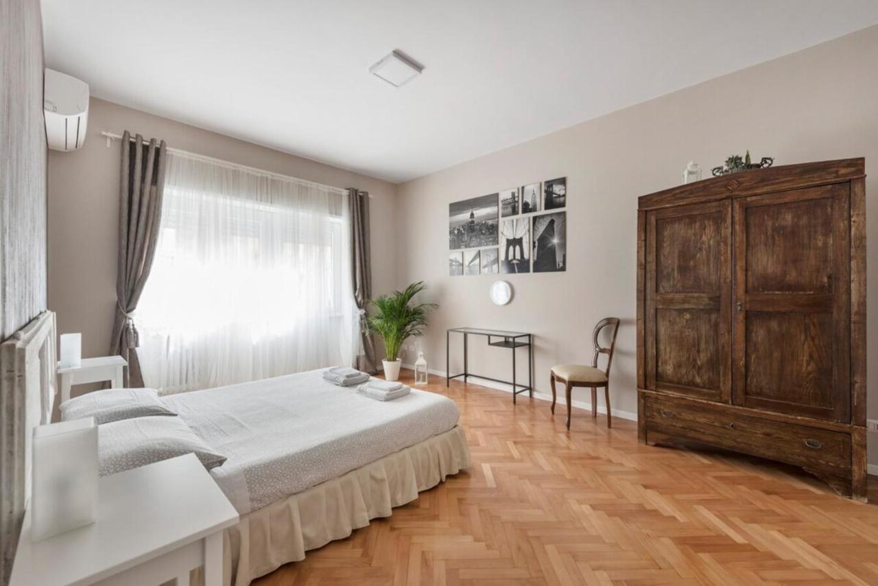 Appartamento Regina Luxury Flat Roma Esterno foto