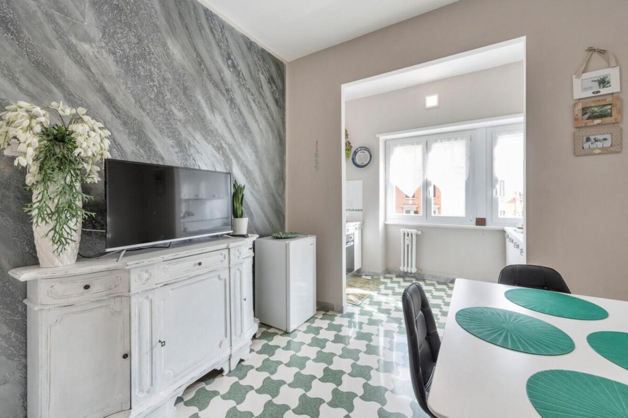 Appartamento Regina Luxury Flat Roma Esterno foto